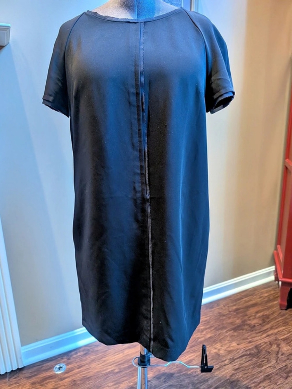 Tahari Black Short Sleeve Mini Dress